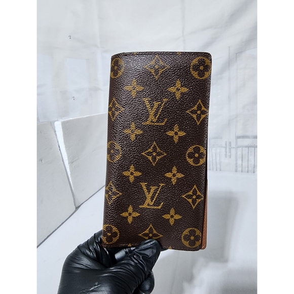Louis Vuitton Handbags - Louis Vuitton Monogram Brazza Wallet Brown